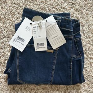 Ripe Maternity Stretchy Dark Wash Jegging. Size M. NEW WITH TAGS!!!